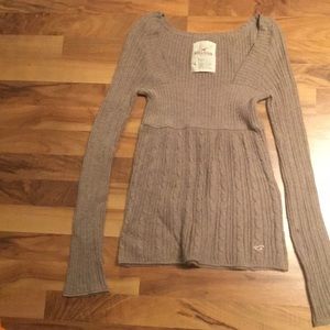 Hollister Cable knit sweater